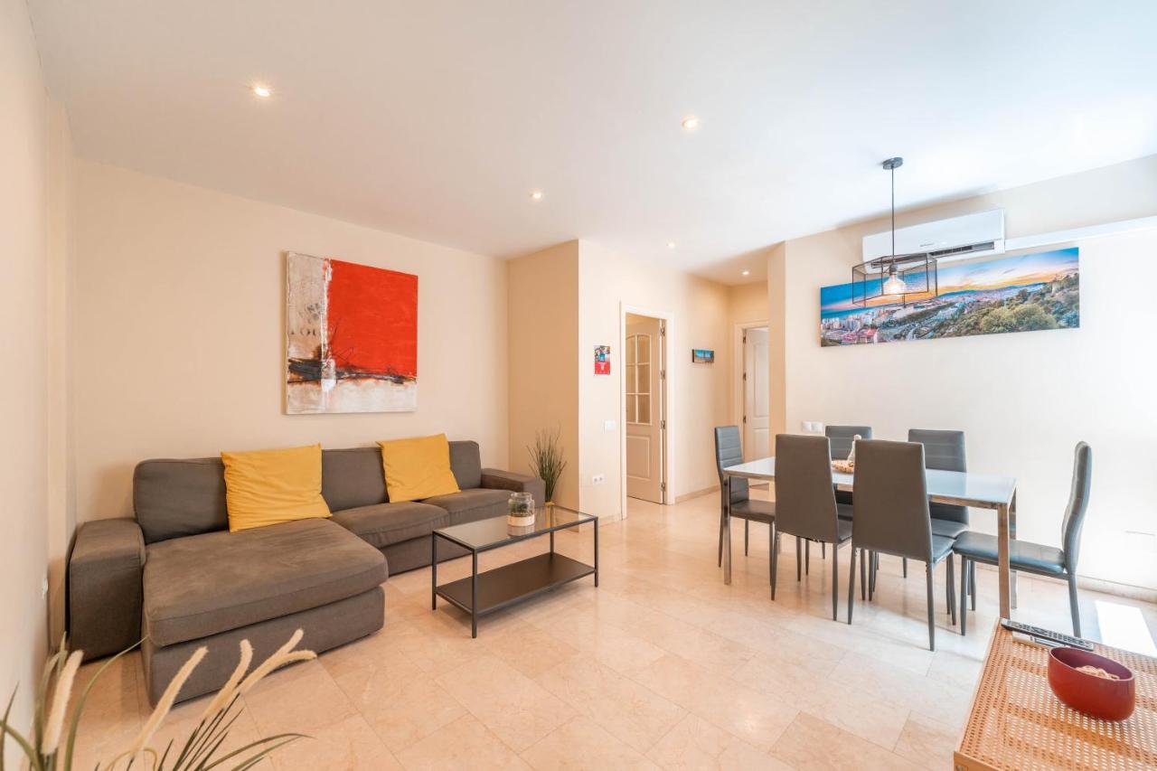 Gran Apartamento De 3 Habitaciones Junto A La Catedral Málaga Eksteriør bilde