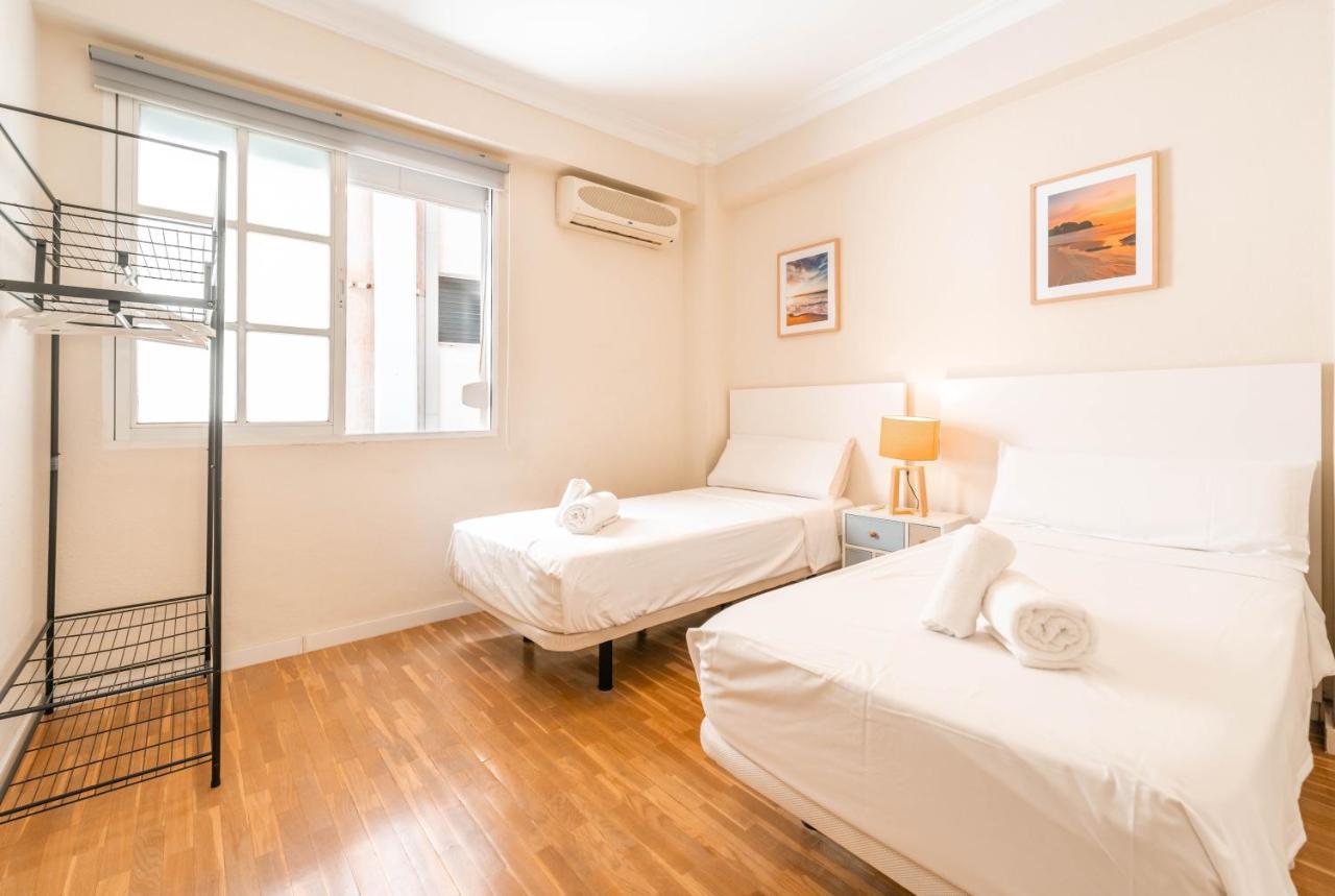 Gran Apartamento De 3 Habitaciones Junto A La Catedral Málaga Eksteriør bilde