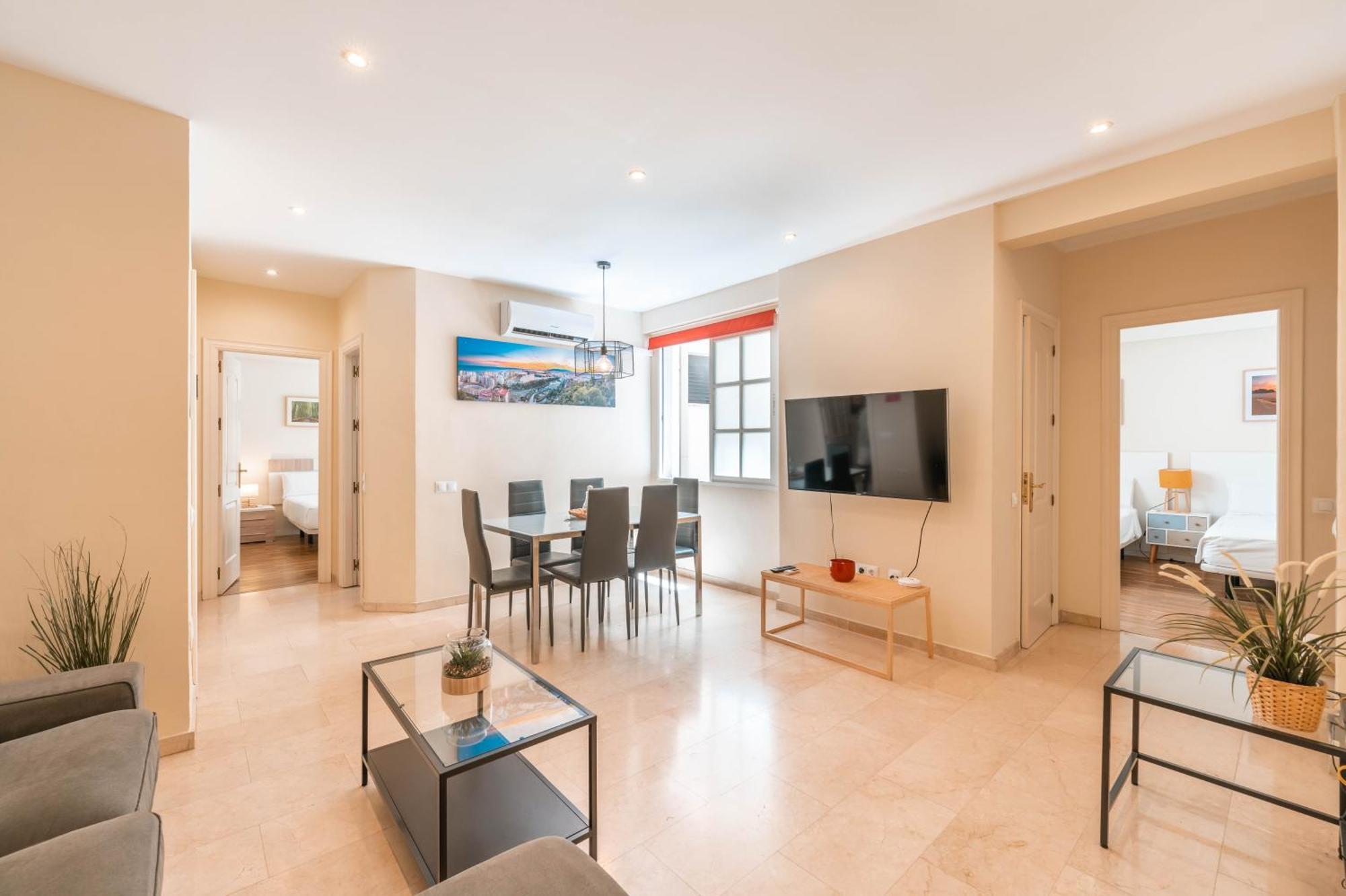 Gran Apartamento De 3 Habitaciones Junto A La Catedral Málaga Eksteriør bilde